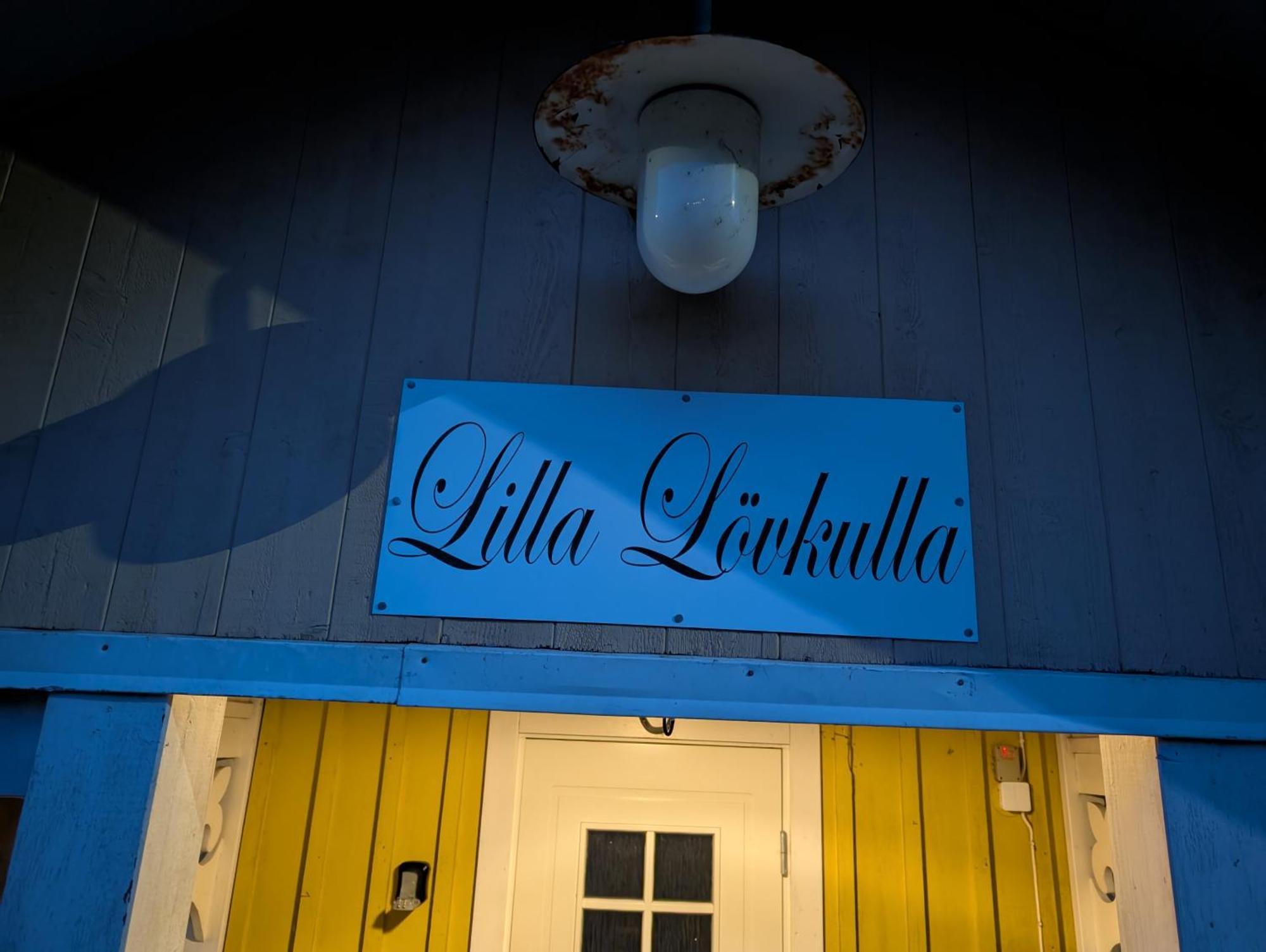 Lilla Loevkulla Villa Ostra Frolunda Eksteriør billede